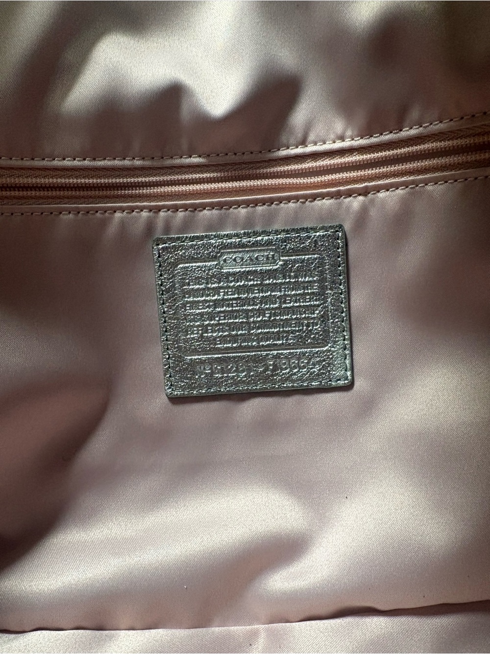 Authentic coach gallery optic signature tote with metallic leather trim - Picture 8 of 9